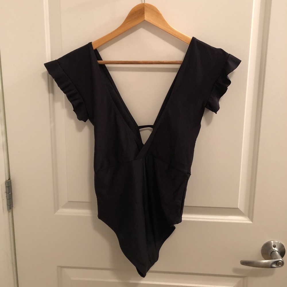 Plunging ruffle ruched one piece swimwear